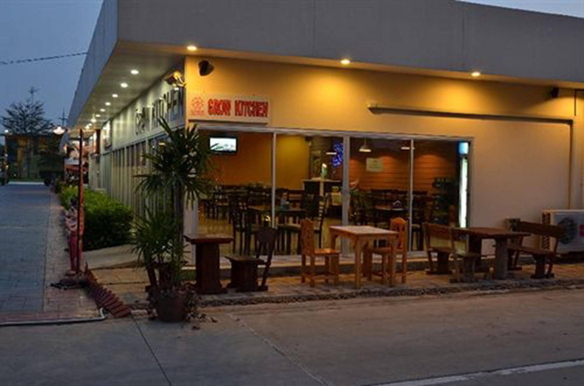 Grow Residences Banguecoque Exterior foto
