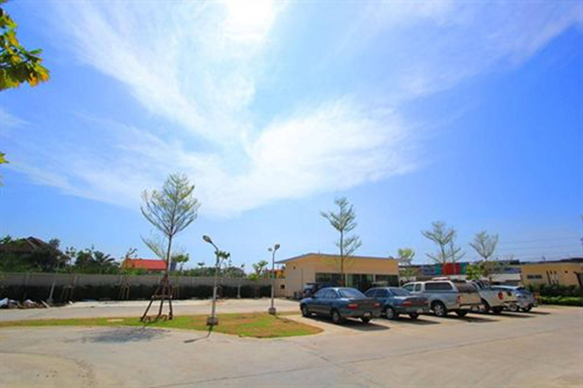 Grow Residences Banguecoque Exterior foto